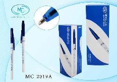 Шариковая ручка: белый корпус, синий колпачок /синий цв/